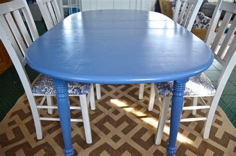 How to Paint a Cheap Kitchen Table to Look Brand New | eHow | Cheap kitchen tables, Modern ...