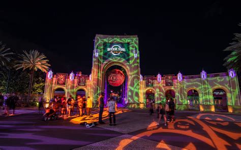 Your Guide to Halloween Horror Nights Orlando 2022 (2022)