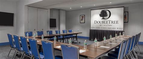 DoubleTree by Hilton Times Square Hotel West