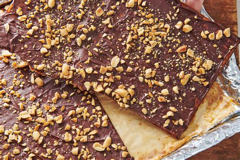 Chocolate Covered Caramel Matzoh Recipe — The Mom 100