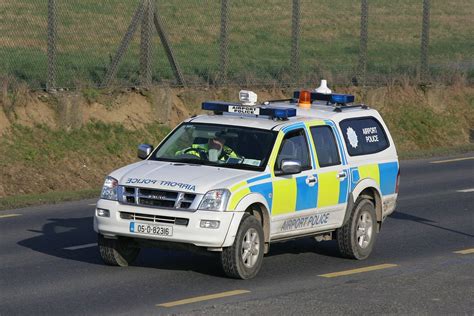 Dublin Airport Police - Police cars by country - Wikimedia Commons ...