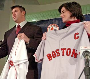 ‘Private’ guy Jason Varitek’s public divorce – Boston Herald