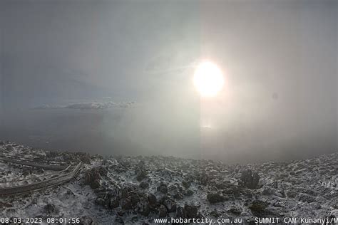 Why can't the public drive up kunanyi Mt Wellington when it snows ...