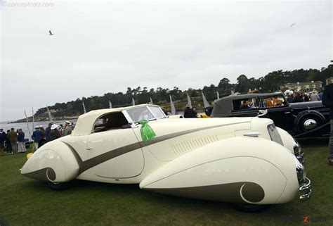 1937 Cadillac Series 90 V16 Cabrioletby Hartmann