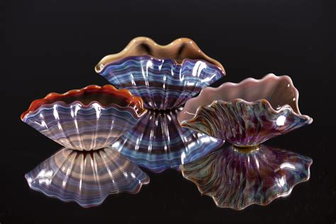 Clam shell dish - Ignite Glass Studios