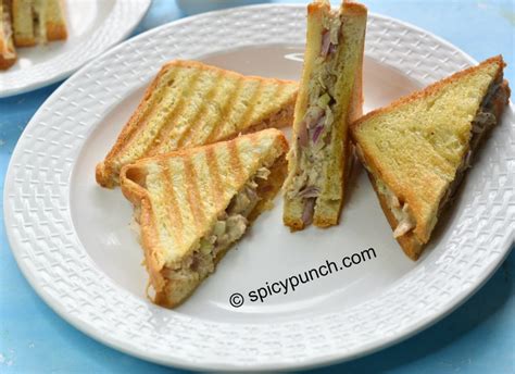 Easy Chicken Sandwich recipe with Mayonnaise & Salad