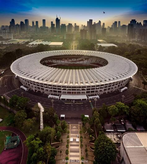 Pusat Pengelolaan Komplek Gelora Bung Karno Stadion Utama – StadiumDB.com