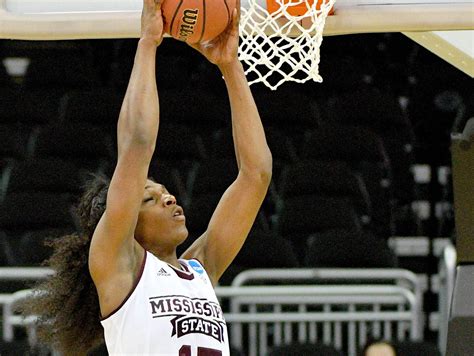 Teaira McCowan has perfect game to lead Mississippi State to Elite 8 ...