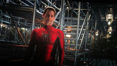 Tobey Maguire Dark Background 4K HD Spider-Man No Way Home Wallpapers ...