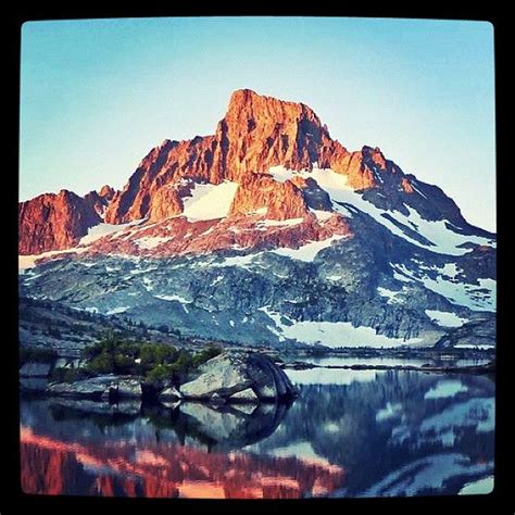 Banner Peak above Thousand Island Lake, central Sierra Nevada, CA | Sierra nevada, Island lake ...