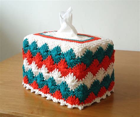 Stitch of Love: Free Pattern: Crochet Catherine Wheel Tissue Box Cover