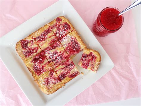 raspberry coffee cake4 - Garnish & Glaze