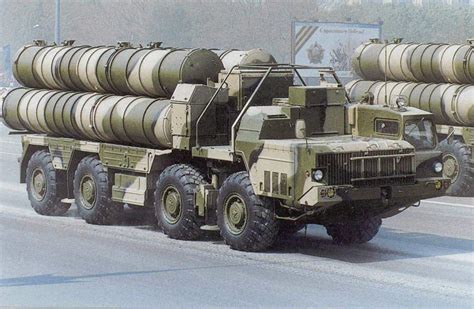 UAWire - Russian S-300 missile systems spotted at US testing range