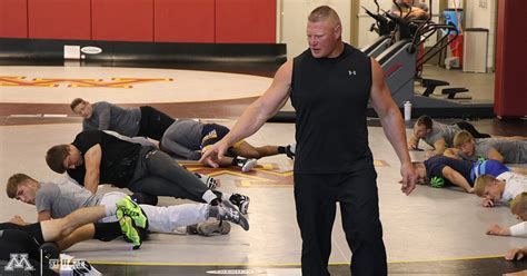 Brock Lesnar Visits University Of Minnesota Wrestling Team For Special ...