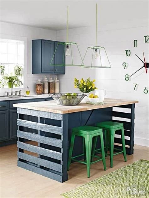 15 Creative & Gorgeous Wood Pallet Kitchen Island Ideas #furnituredesigns in 2020 | Building a ...