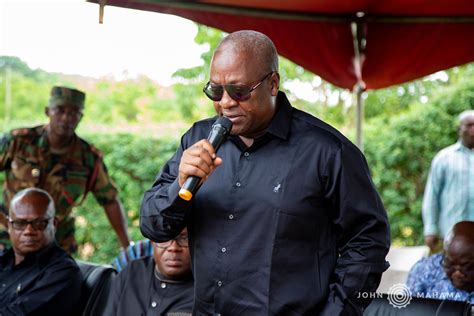 John Mahama visits widow & family of the late Major-Genera… | Flickr