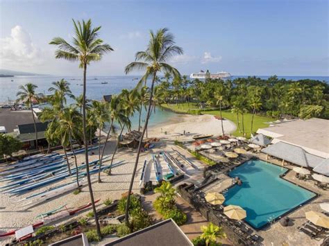 King Kamehameha's Kona Beach Hotel Review: Adventure and History