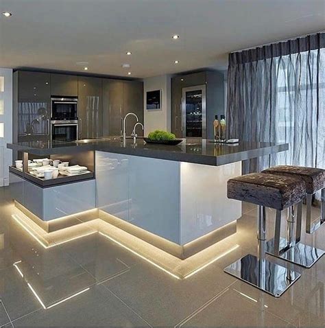 6 x Modern Kitchen Island Design Ideas