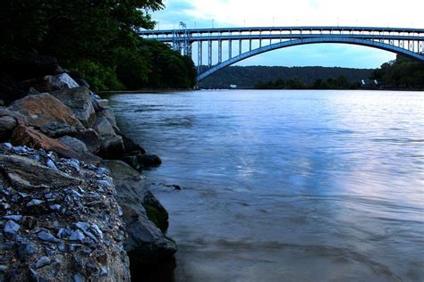 1+ Free Henry Hudson Bridge & Hudson River Images - Pixabay