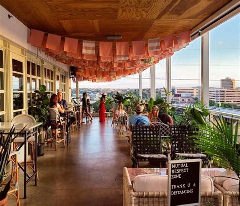 Best Spots for Al Fresco and Patio Dining in Austin