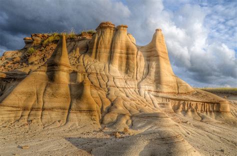 Dinosaur Provincial Park - Why You Should Visit