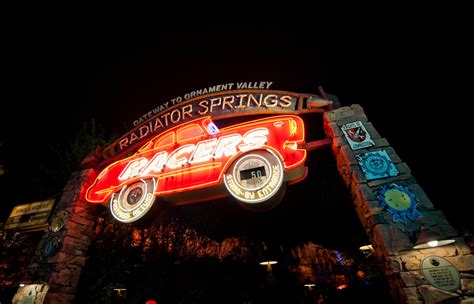 Radiator Springs Racers Photos - Disney Tourist Blog