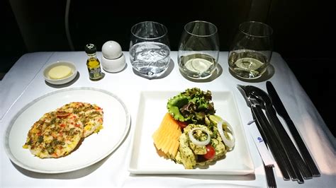 In-flight review: Singapore Airlines Business Class: Airbus A380 ...