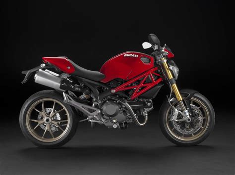 Auto Review: Ducati Monster 1100