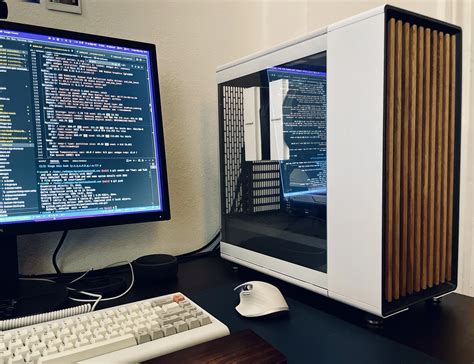 How I Built My Perfect Linux Workstation · Paolo Mainardi