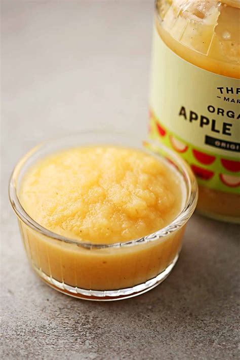 Choosing Applesauce Substitute (Best 13 Options) - Flavorful Home