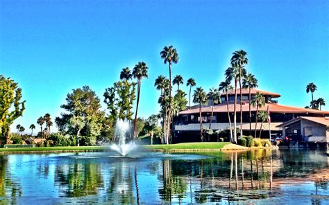 Avondale Golf Club, Palm Desert, California - Golf course information and reviews.