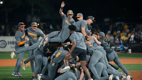 Tennessee baseball headed to College World Series | wbir.com