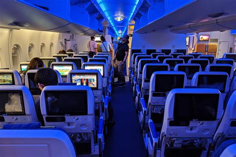 Flying Honu to Hawaii: A Review of ANA's A380 Business Class