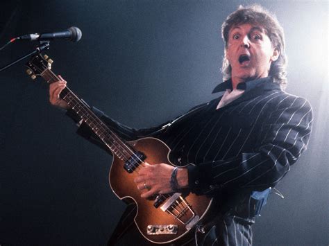 Paul McCartney reunited with stolen Höfner bass after more than 50 years