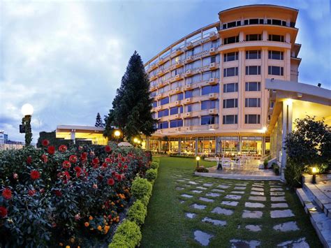 Best Price on The Everest Hotel in Kathmandu + Reviews