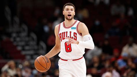 All about Bulls leader Zach LaVine with stats and contract info | RSN