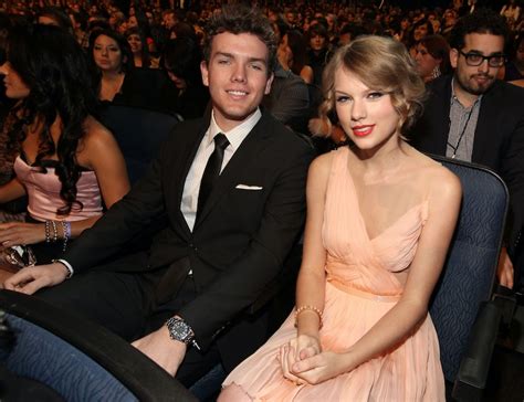 Is Austin Swift Single? Taylor Swift's Brother Doesn't Exactly Share ...