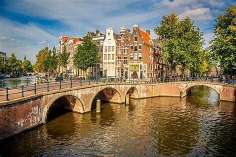 The Canals of Amsterdam - World Heritage Site | Exploring the Netherlands