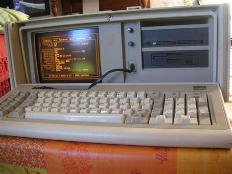 IBM PC XT 5155 | Vieux ordinateurs, Station de travail, Informatique