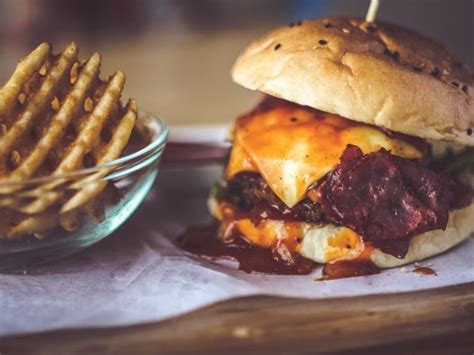 Receta de carne para hamburguesa con tocino