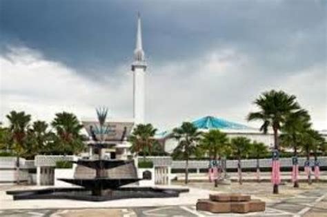 National Mosque Masjid Negara, kuala lumpur, Malaysia - Top Attractions, Things to Do ...