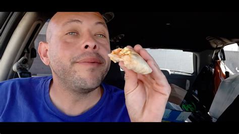 Del taco chorizo breakfast toasted wrap - YouTube