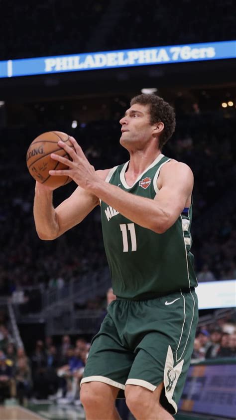 Brook Lopez | Brook lopez, Nba players, Milwaukee bucks