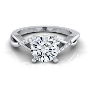 How to Pick the Right Diamond Ring Company? – RockHer.com