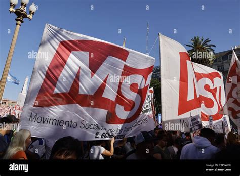 Buenos Aires, Argentina. 20th Dec, 2023. Thousands of demonstrators ...