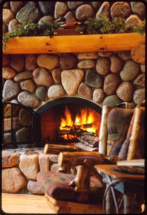 Pin by Steve Abbott on Fieldstone Fireplace | River rock fireplaces ...