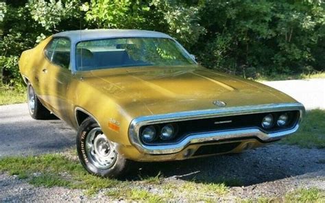 1971 Plymouth Satellite Sebring Plus 383 | Barn Finds