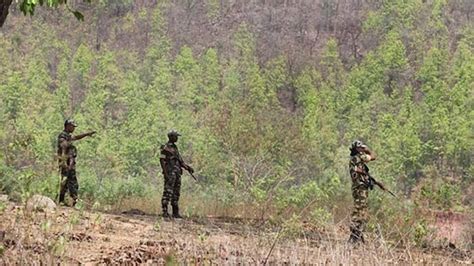 Naxalite killed in encounter with police in Maharashtra’s Gadchiroli forest - India Today