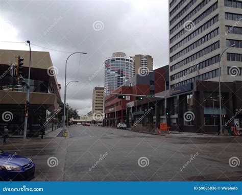 Edmonton street view editorial photo. Image of skyscraper - 59086836