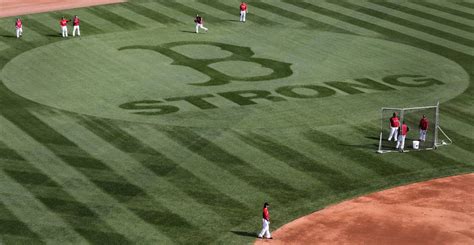 Why exactly does Fenway Park have the Green Monster, anyway? - oggsync.com